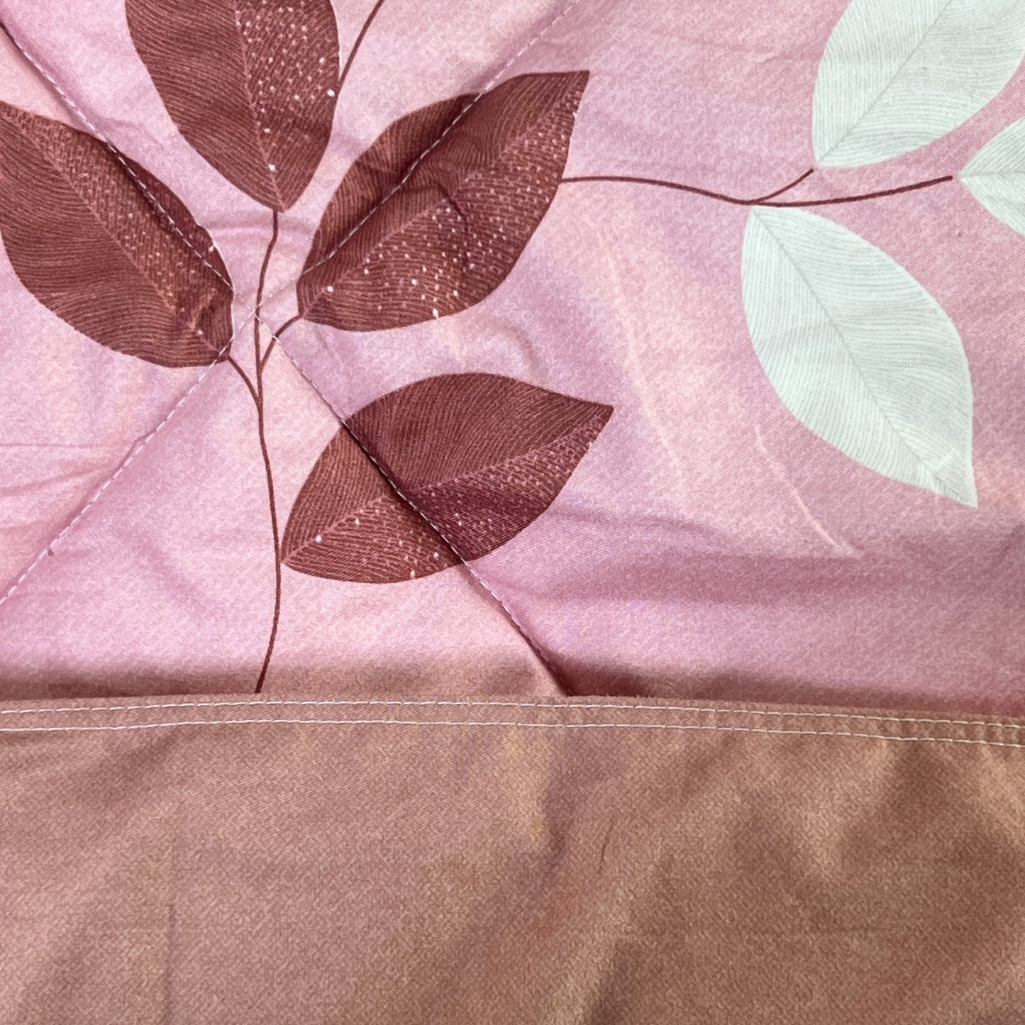 Edredón + Juego de Sábanas Hojas Pink